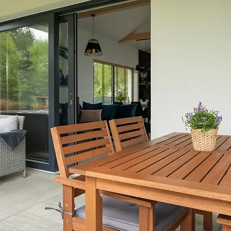 Ferienhaus House Garden&spa-dom Nad Morzem Z Sauna I Jacuzzy Odargowo