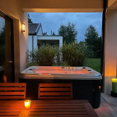 Dom wakacyjny House Garden&spa-dom Nad Morzem Z Sauną I Jacuzzy