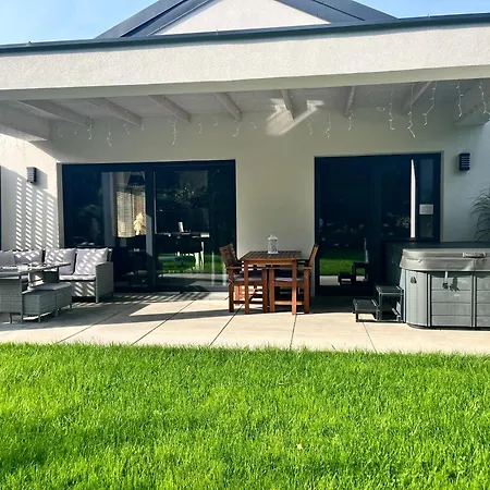 Semesterbostad House Garden&spa-dom Nad Morzem Z Sauna I Jacuzzy *